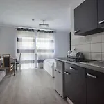 Natenczas Quarto em Acomodações Particulares *